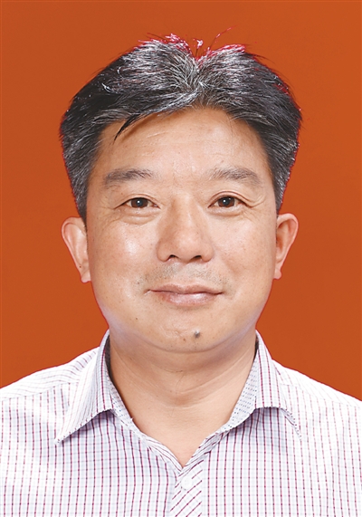 敬業奉獻——王家元